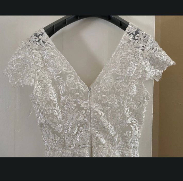 сватбена рокля Chi Chi London