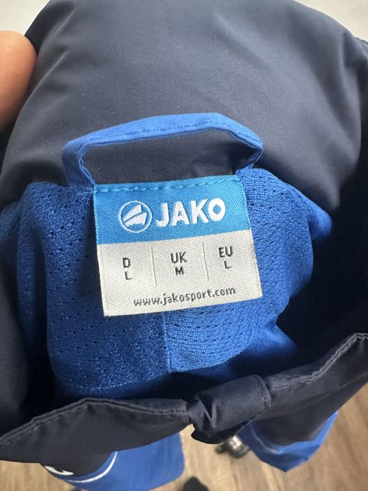 Спортно яке jako размер л и хл