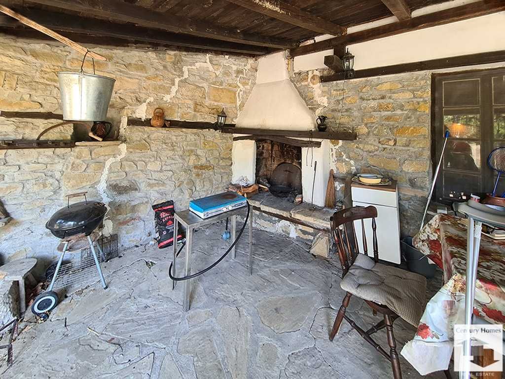 116148 Реновирана къща с голям двор, в село Плаково, Велико Търново
