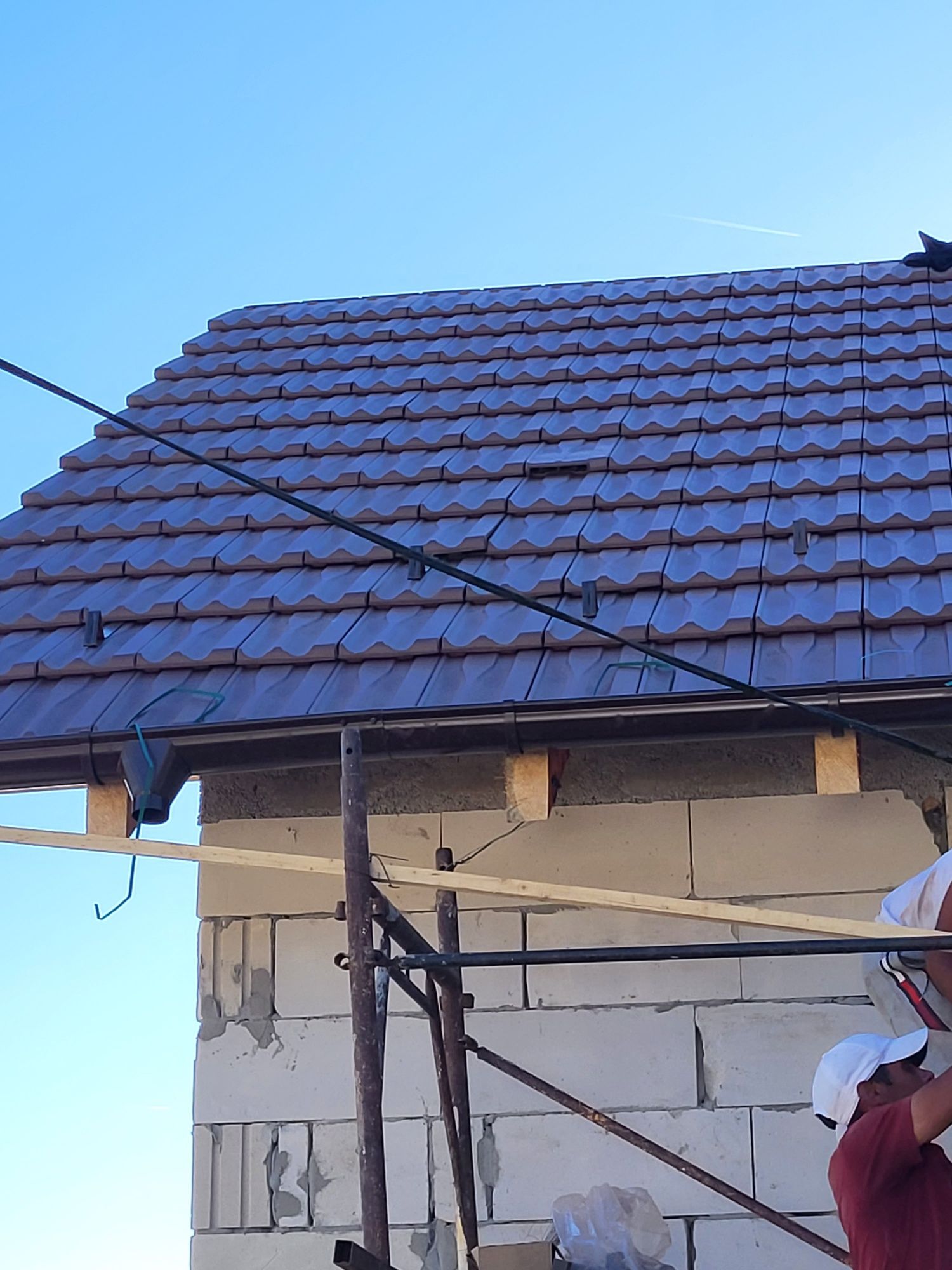 Firmă Autorizată – Montaj, Reparații și Izolații pentru Acoperișuri