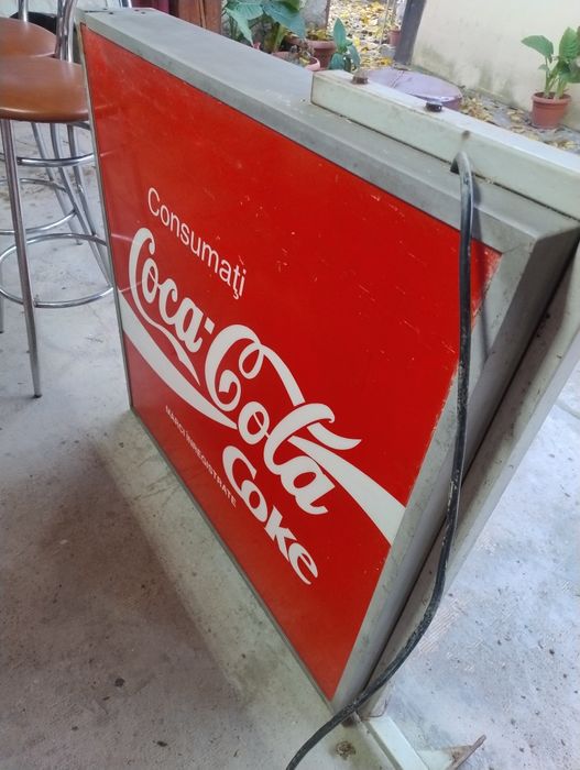 Reclamă luminoasă Coca-Cola anii ’90