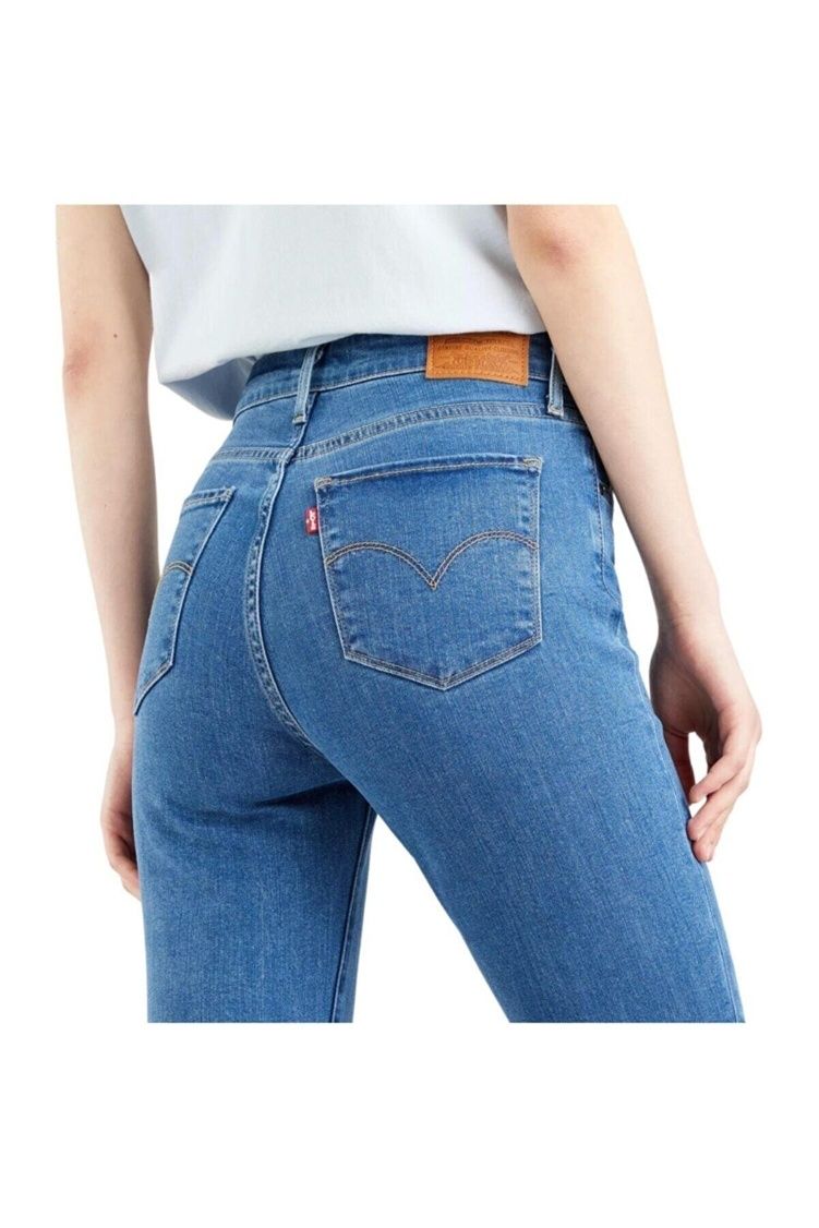 Blugi Levi's in stare perfecta exact modelul din poza,sunt mărimea 29