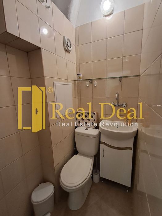 Дава се под наем Двустаен апартамент в София, Център - 60 кв.м за 800 € - Снимка #12