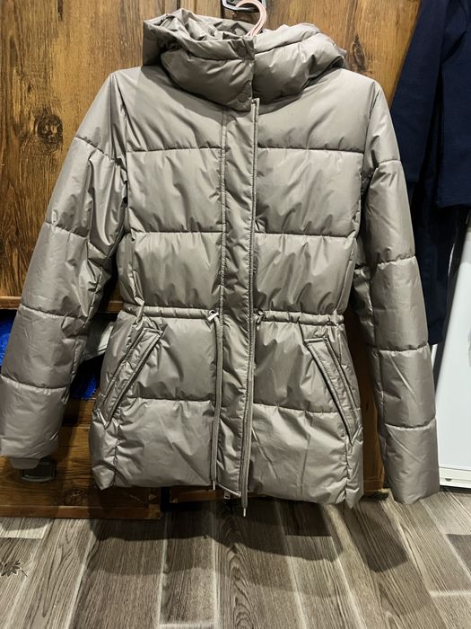 Продам куртку новая