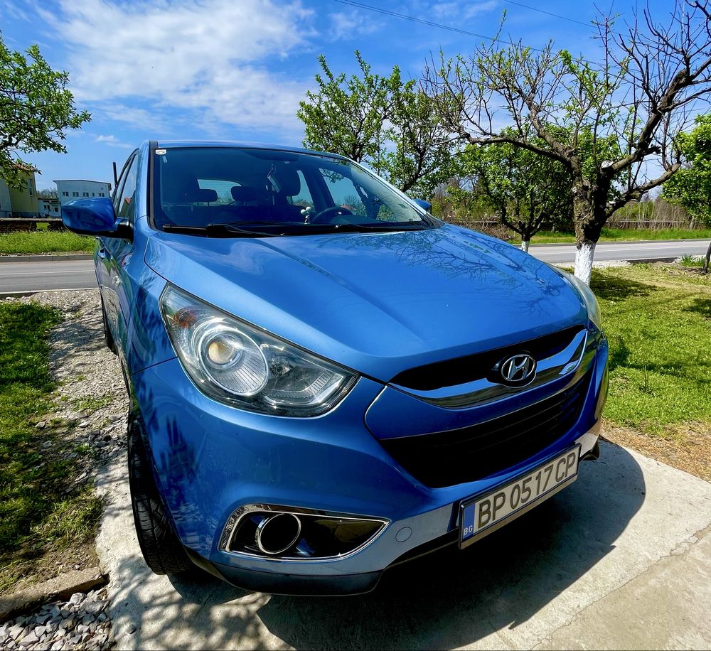 Автомобил Хюндай i X 35
