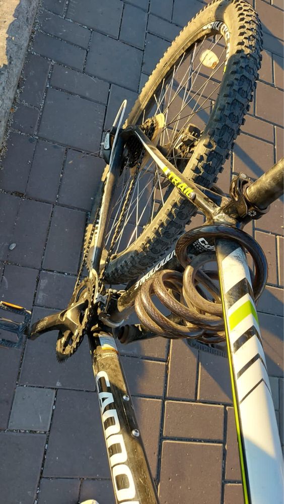 Продам велосипед cannondale