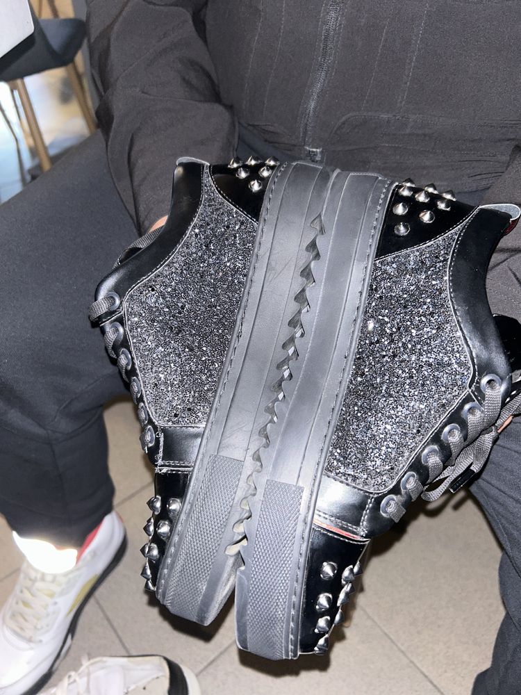 Philipp plein pret initial 750(negociabil)