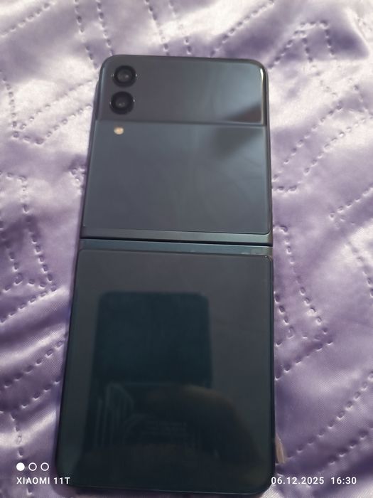 Samsung Z flip 3 256/8
