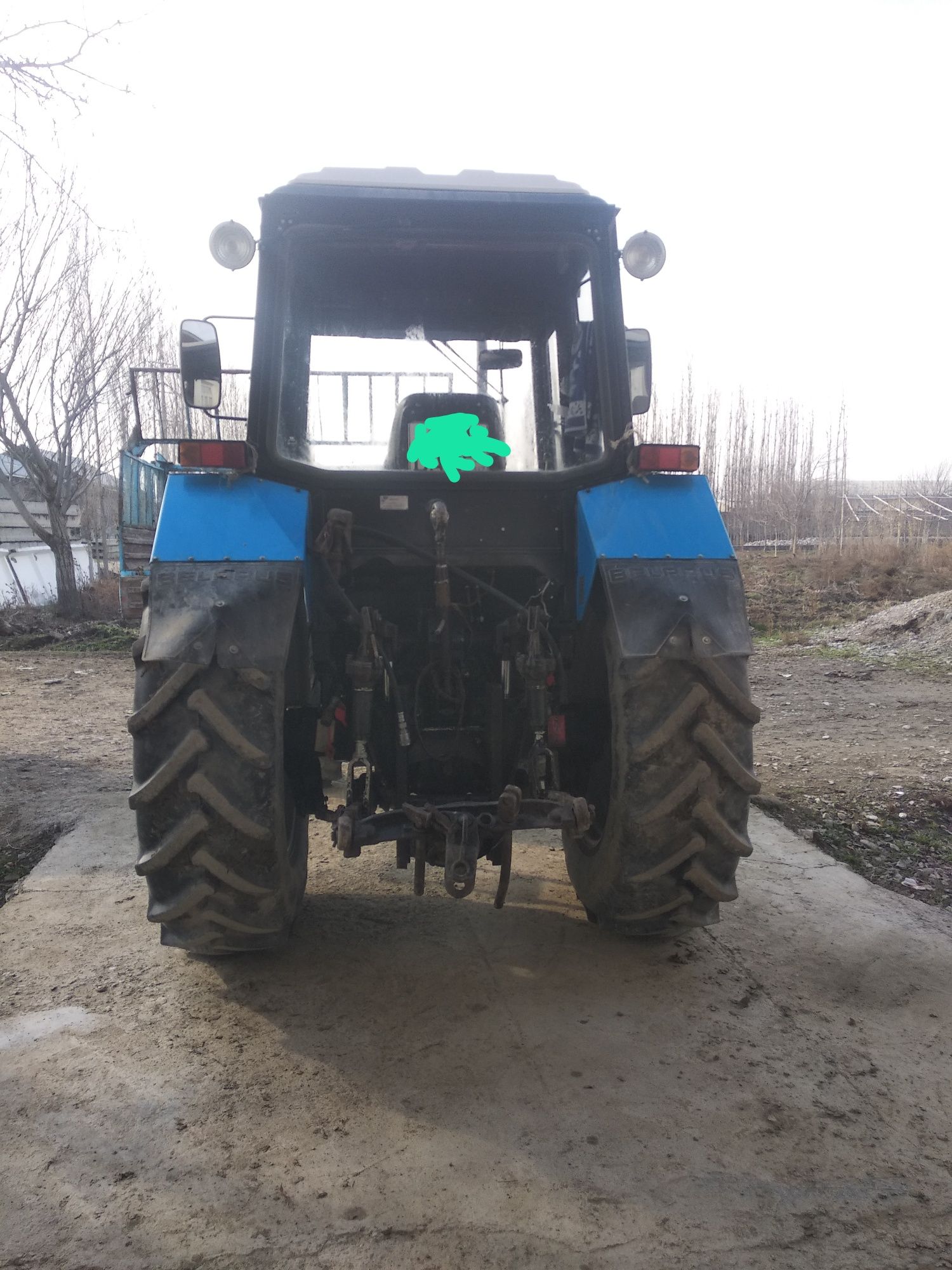 Traktor belarus  1221.2 markasi