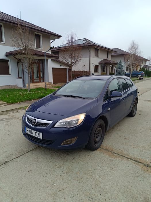 Opel astra J avariat - negociabil