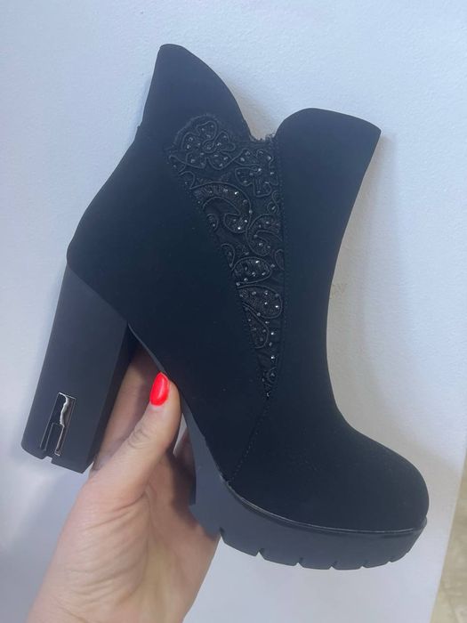 Botine dama piele întoarsă