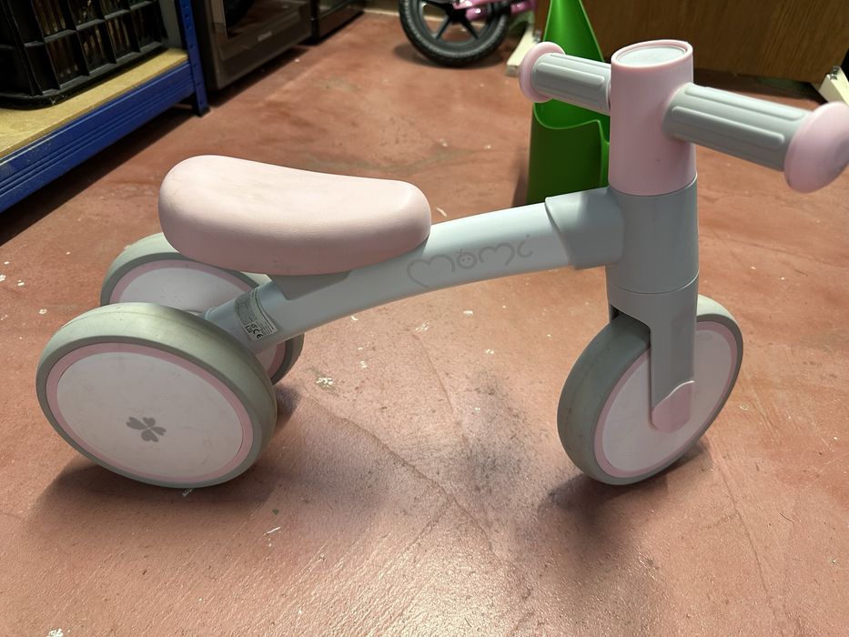 Bicicleta fara pedale Momi Tedi - Pink