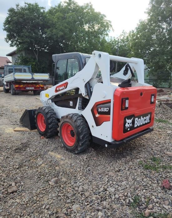 Miniexcavator buldoexcavator bobcat