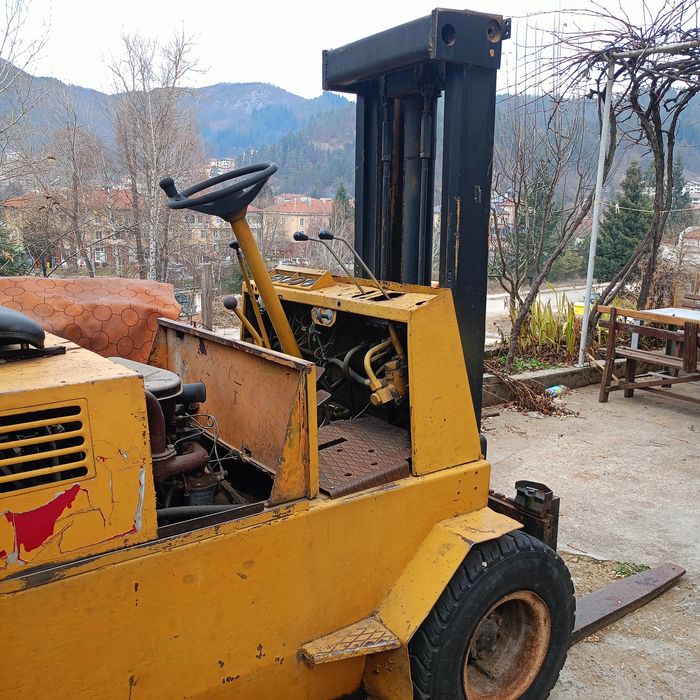 Мотокар 3,5 тона Перкинс 3 цилиндъра