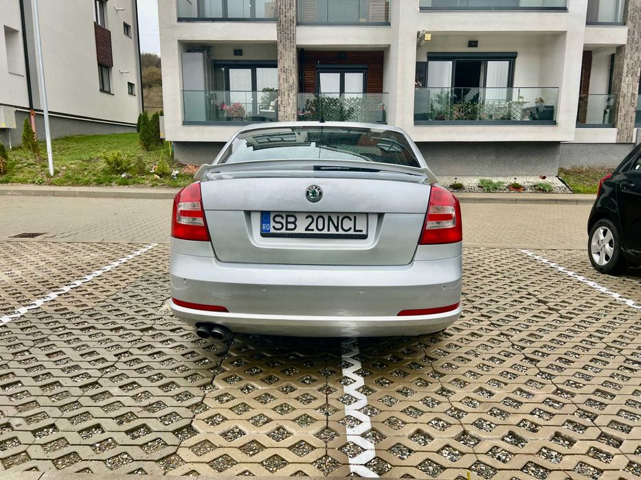 Skoda Octavia VRS - 2.0 tdi 170 cp
