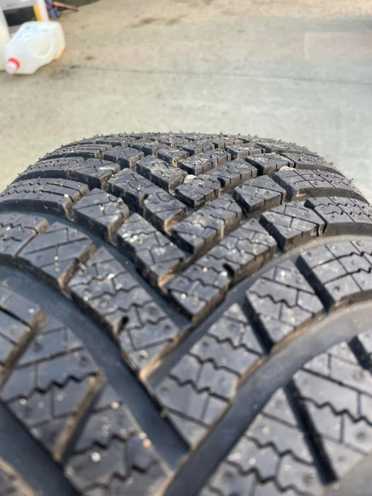 Roți de iarnă complete 195/65/15 5x112