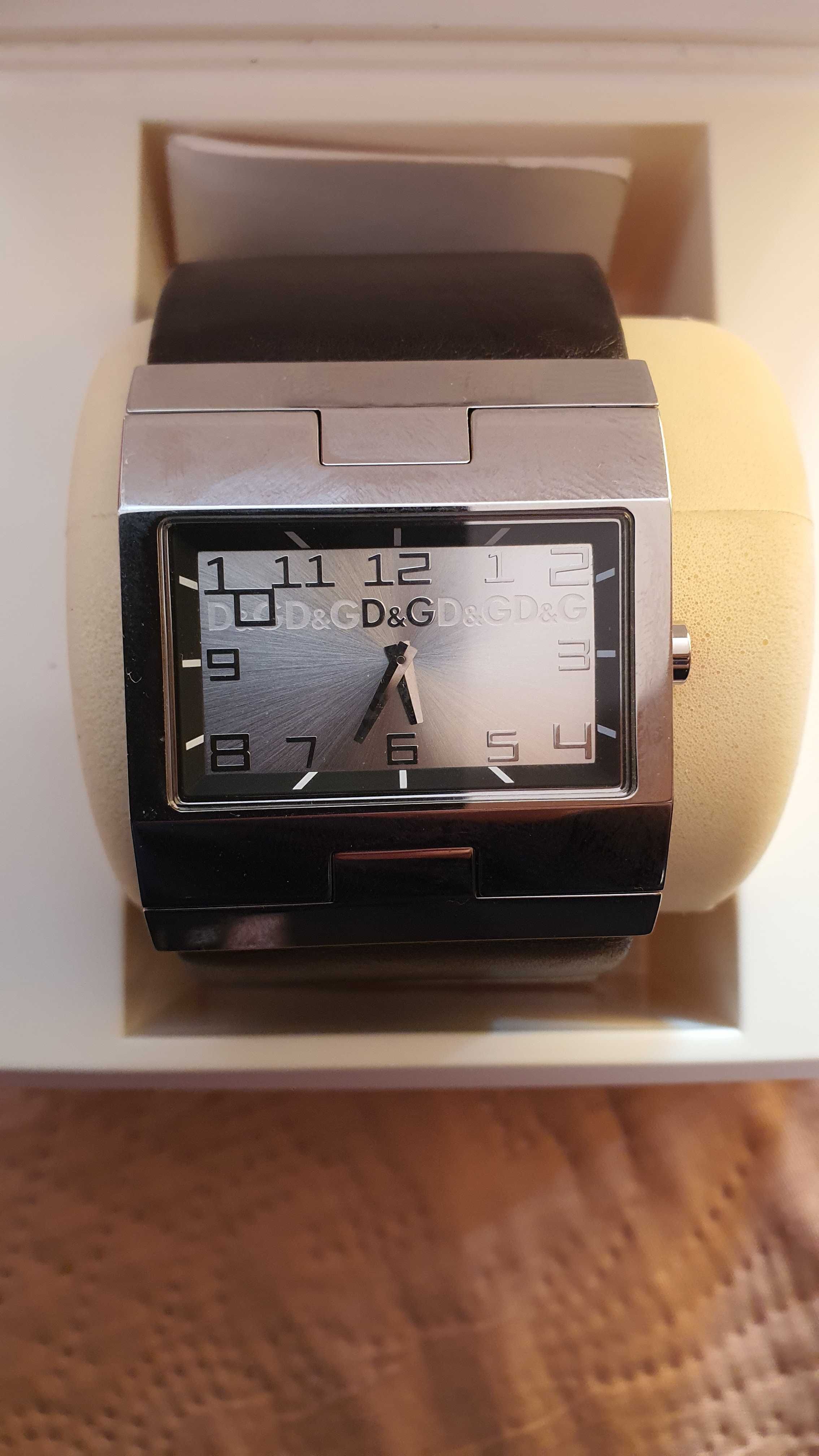 Здравейте нов часовник донесен от Германия