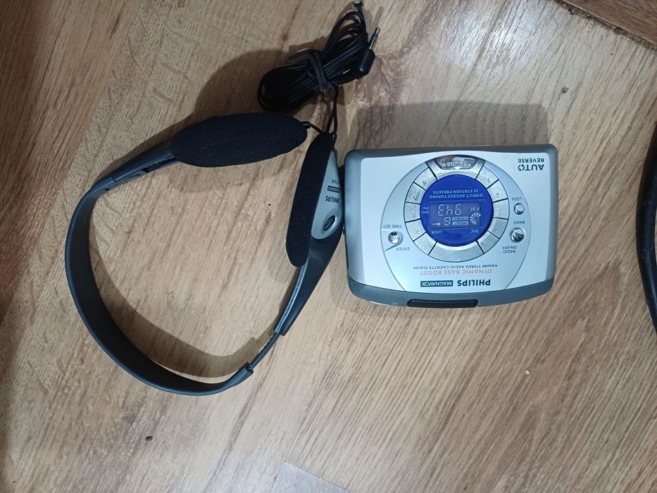 Walkman casetofon Philips Magnavox AQ6688. Stare  impecabila
