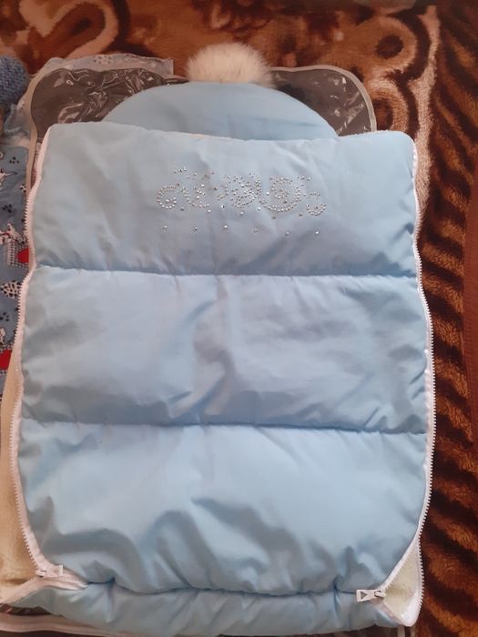 Продам Конверт на выписку.