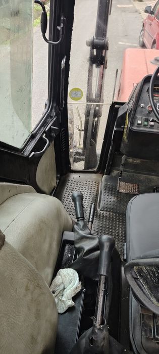 Tractor case international 685 xl încărcător frontal