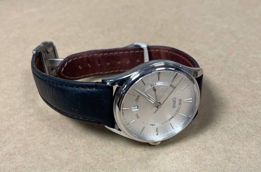 Продаю свои часы: Oris Artelier Pointer Day Date. Полный комплект.