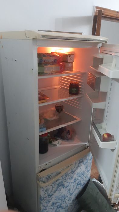 Продам холодильник