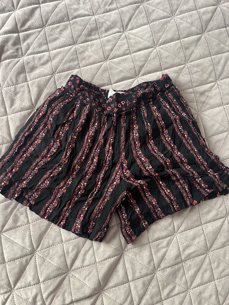 Pantaloni Zara 8 ani