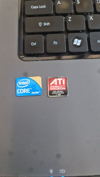 Acer aspire 7741G, I5, 320 hard, 4 gb ram