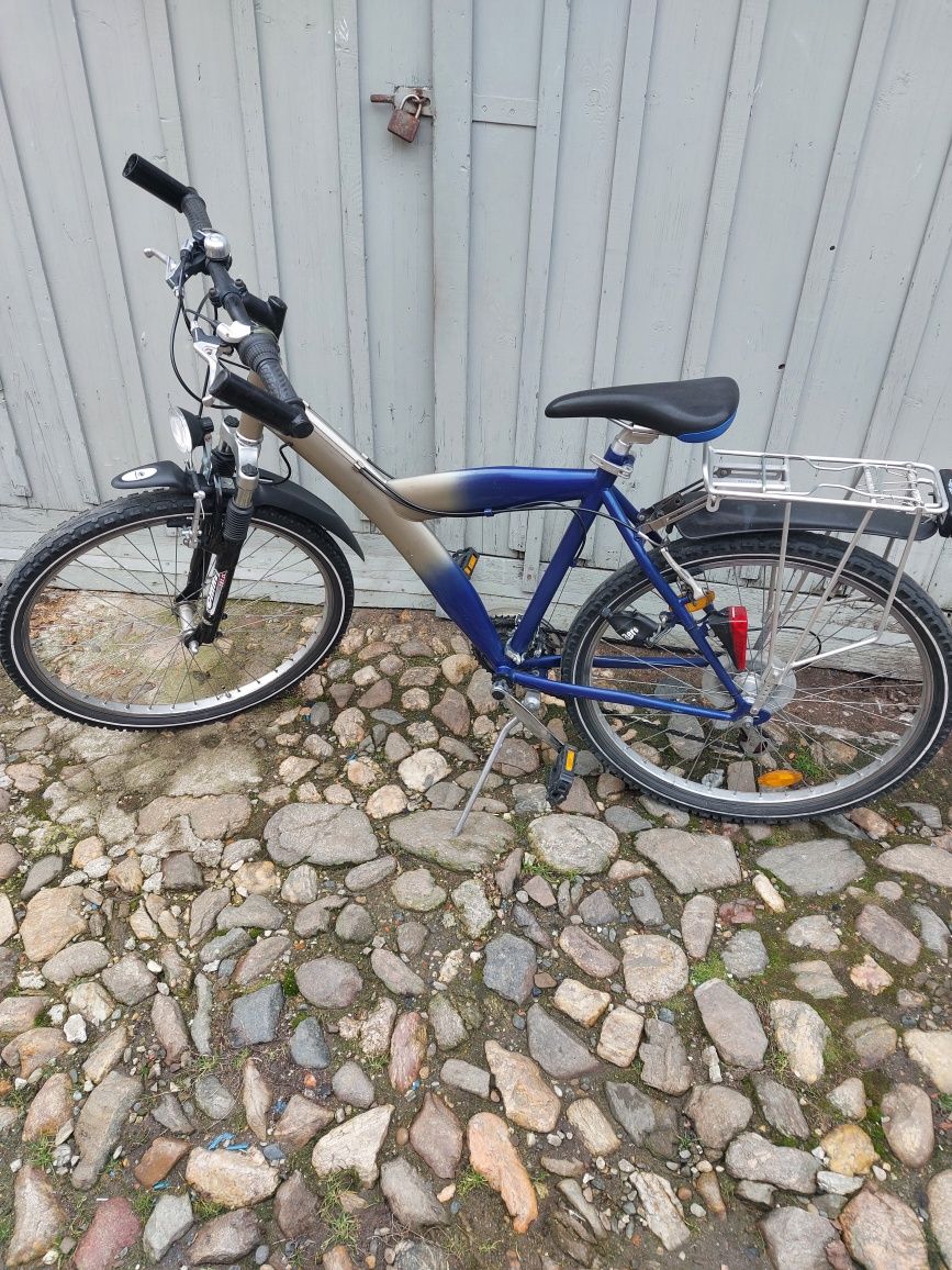 Vând. Biciclete de barbati și dama