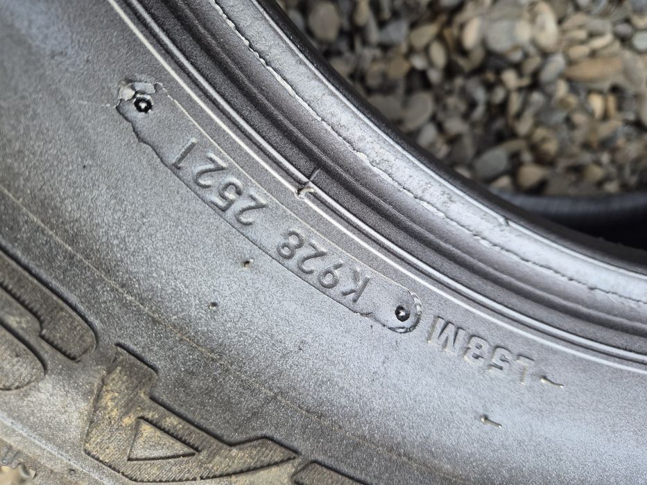 Vând cauciucuri 205/65/16 C M+S 2 buc imp Germania
