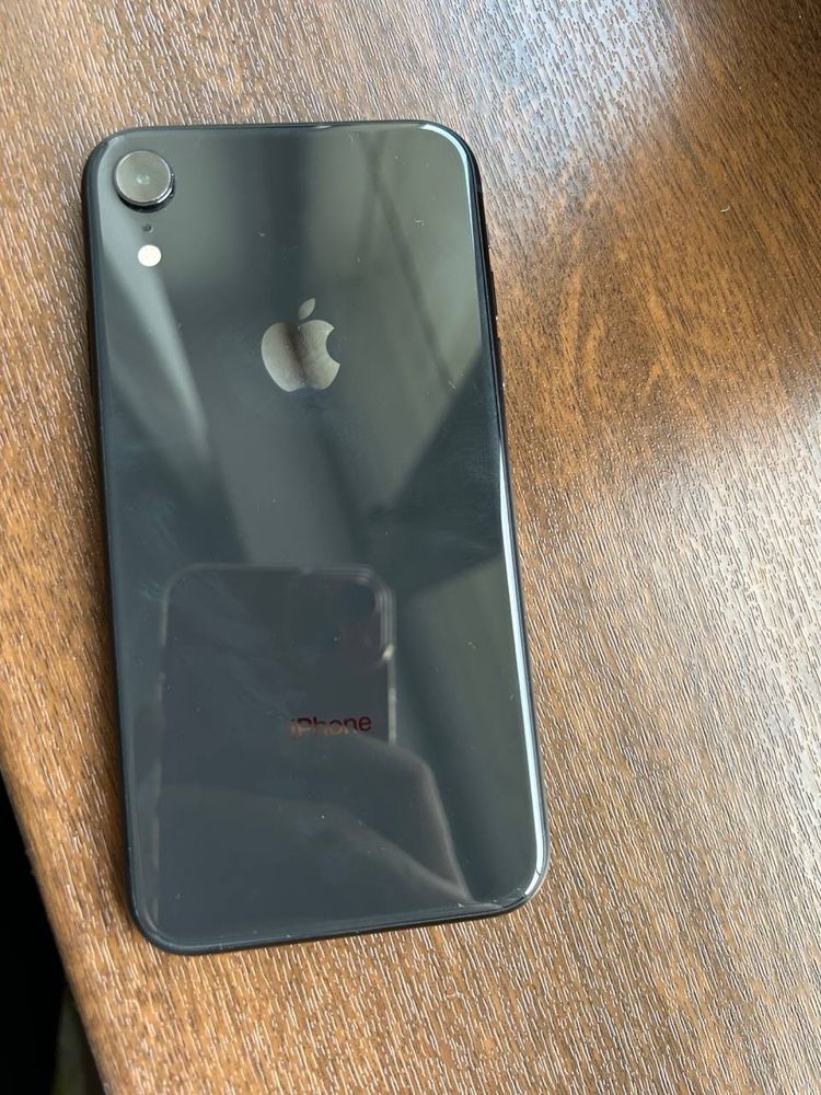 Iphone xr 64gb, не работают камера и выспышка