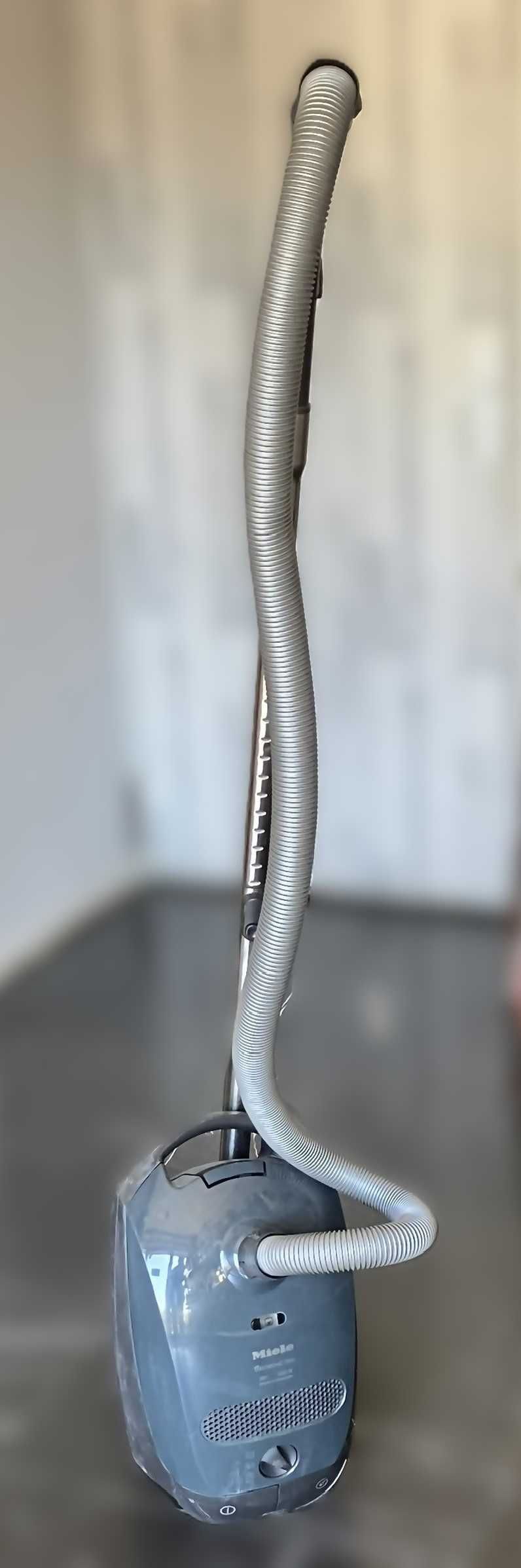 Прахосмукачка Miele Electronic 2300