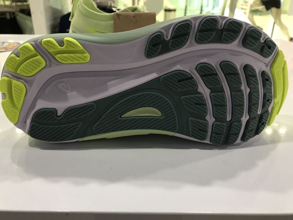 Дамски маратонки Asics Gel-Kayano 31