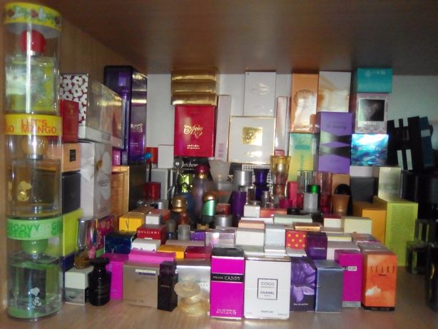 Продажа личной коллекции женской парфюмерии: духи, туалетная вода.