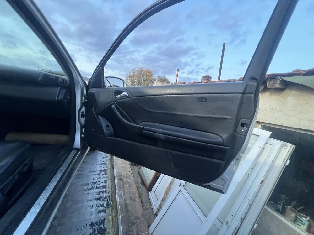 Mercedes Benz w203  за части
