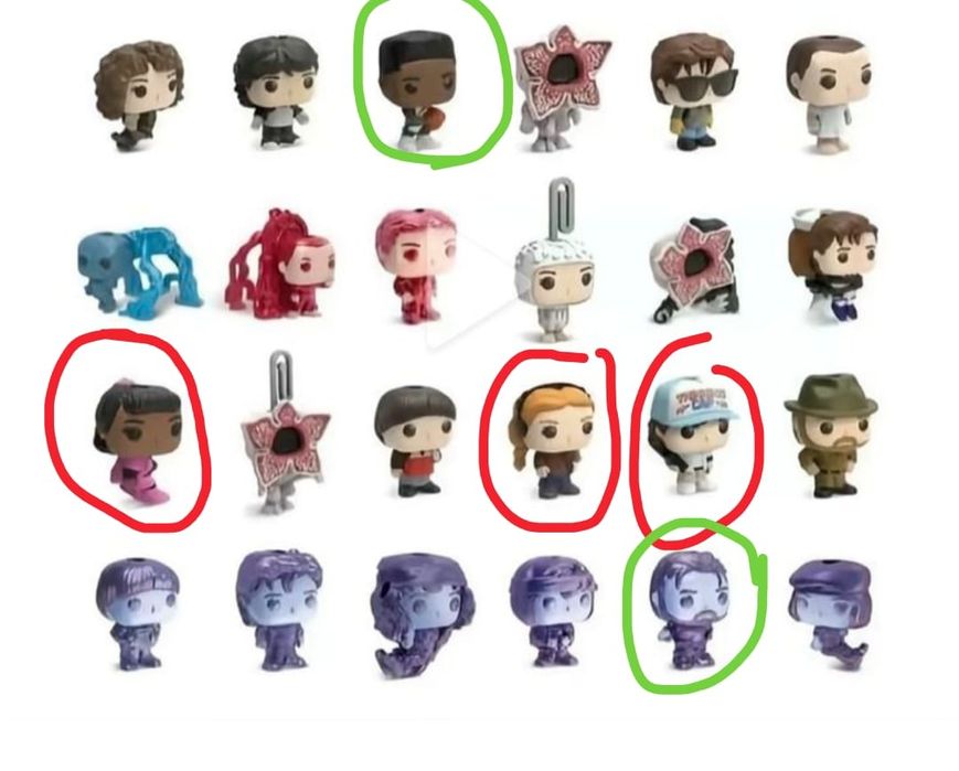 Обменяю фигурки киндер джой Очень странные дела