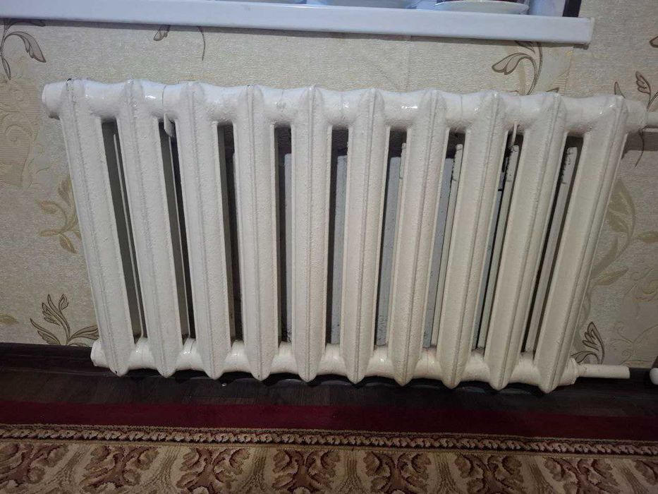 Продам чугунные батареи