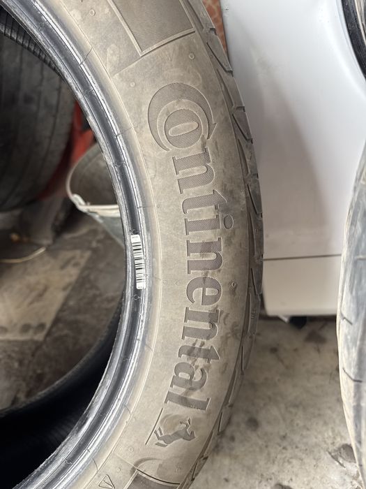 Продам шины 235/50 R19