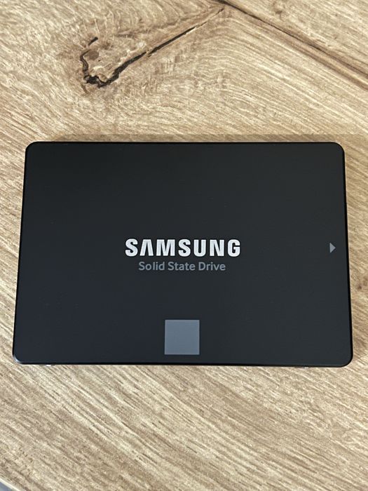 SSD Samsung 860 Evo Capacitate 1T Noi
