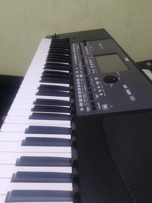 Синтизатор KORG PA600