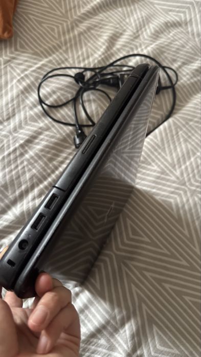 Бу наудбук в не рабочем  состоянии