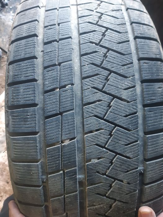 Продам шины R20 triangle