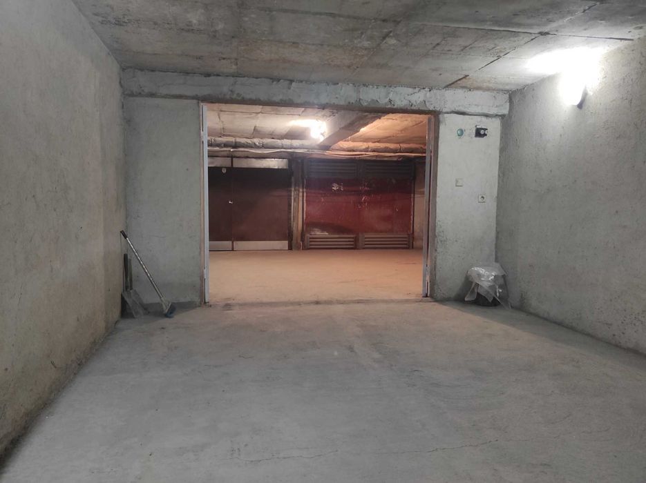 Дава се под наем Гараж / Паркомясто в София, Зона Б-18 - 21 кв.м за 122.4 € - Снимка #4