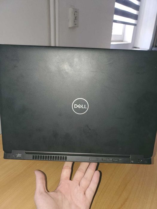 Laptop Dell Latitude 5490