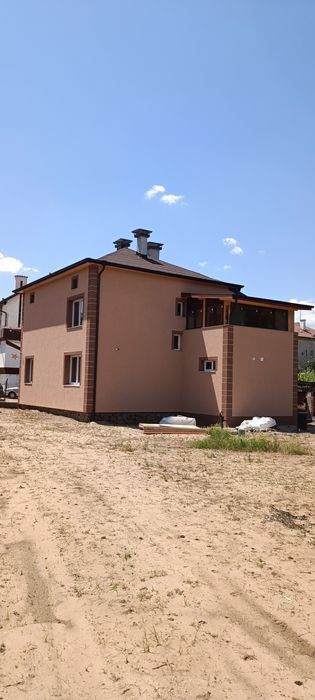 Боядисване с латекс апартаменти,офиси ,фасади