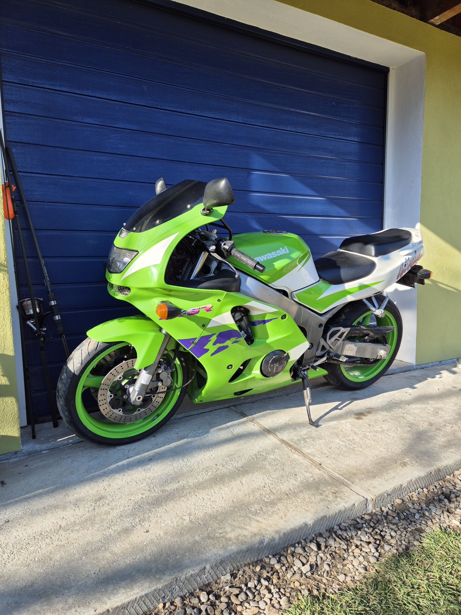Kawasaki ninja zx6r