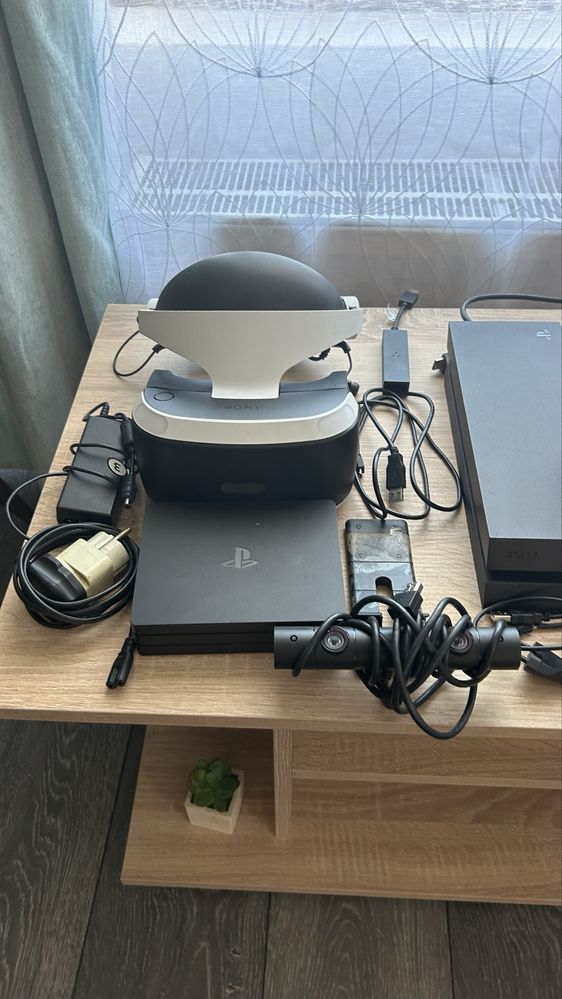!se vinde si separat!Playstation4 + PSVR si adaptor pt PS5 + 8 jocuri