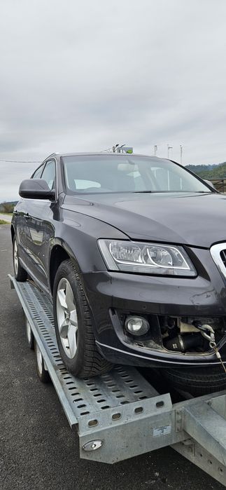 Dezmembrari Audi Q5 2.0 tdi CGL 4x4