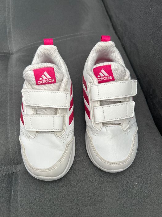 Adidas маратонки за момиче като нови