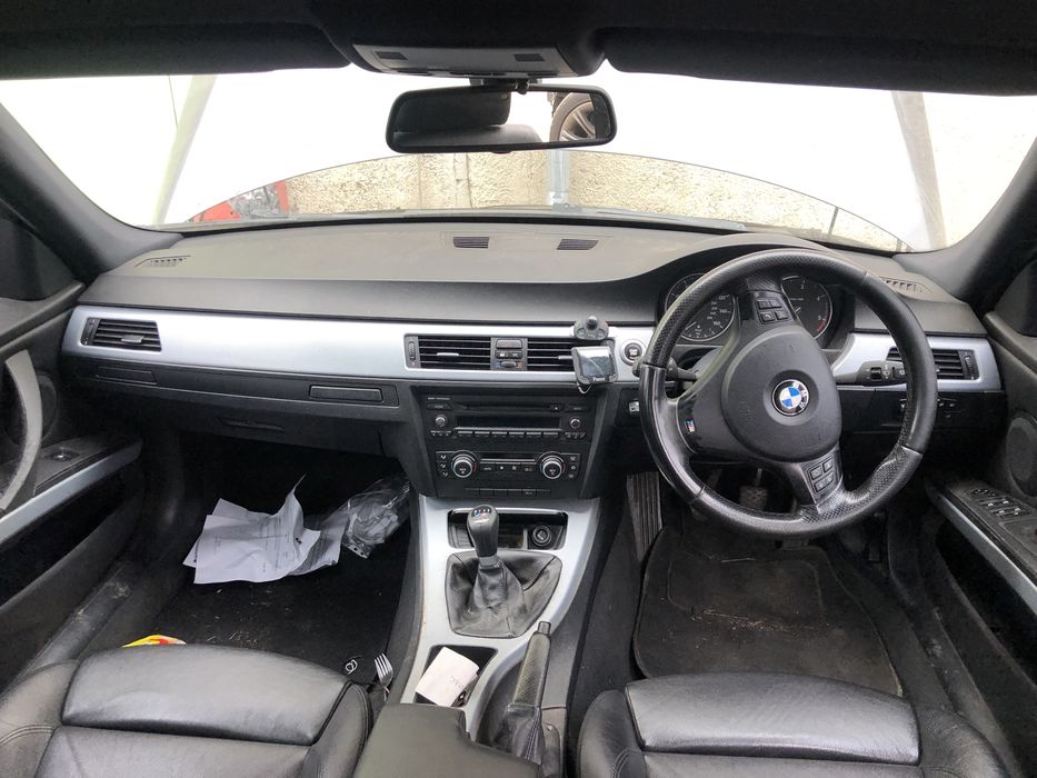 Продаваме на части бмв е90 318д 143кс bmw e90 318d 143hp.